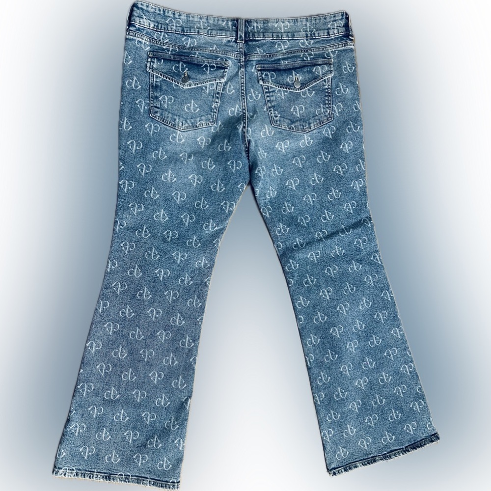 NWT H&M SZ 18 blue/white women’s 5-pocket flare leg blue jeans/waist 42”-44” - Picture 3 of 3